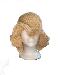 Image 2 of Wavy Ruffled bucket hat