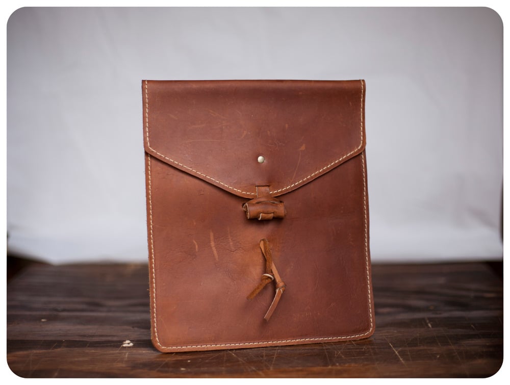 Image of iPad Envelope Sleeve - Whiskey Tan