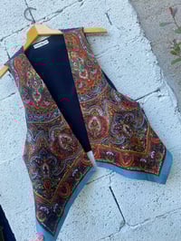 Image 3 of Chaleco feito a man. FOLIADA 128. Talla M