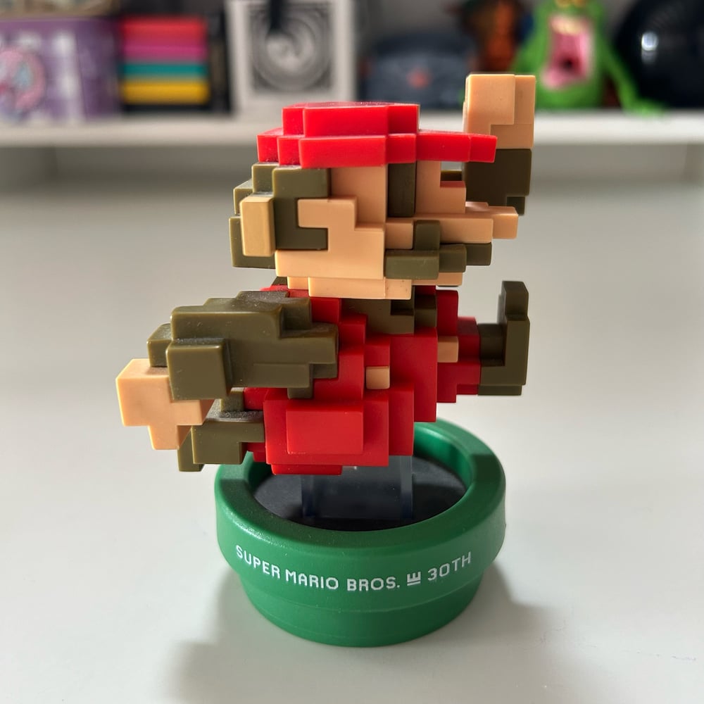 Image of FIGURINE AMIIBO SUPER MARIO BROS