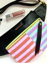 Image 4 of Striped crossbody bag 
