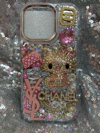 Image 2 of Bling  hello Kitty iPhone 16 Pro 