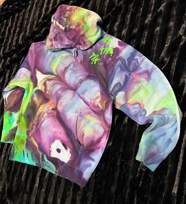 ICE DYED HEAVYWEIGHT HOODIE (Electric Green/Eggplant