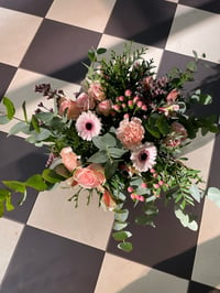 Image 4 of Bouquet Spring