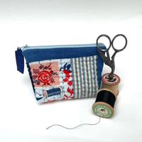 Image 5 of Rose & Spool Pouch