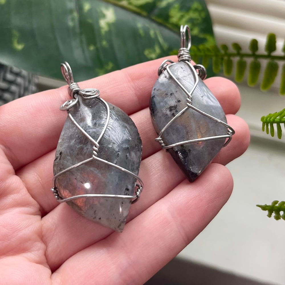 Sunset Labradorite Pendant