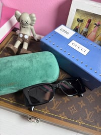 Image 1 of Gucci sunnies (6998)