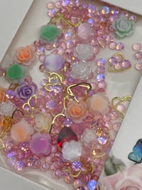 Image 1 of Nail art flowers 