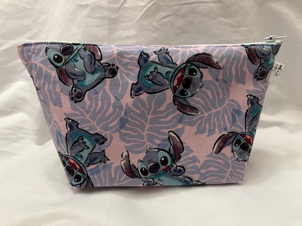 Image of Blue Alien Zipper Pouch