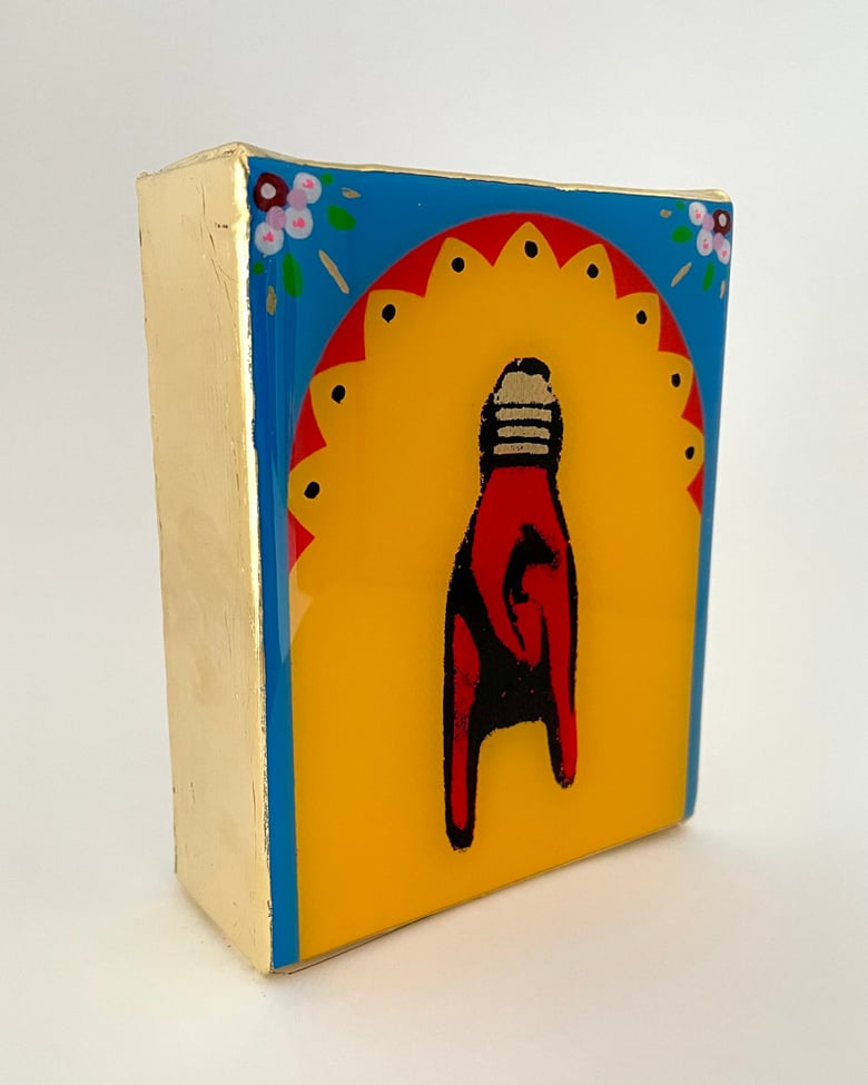 Image of Mano Cornuto Arch Yellow/Blue/Red