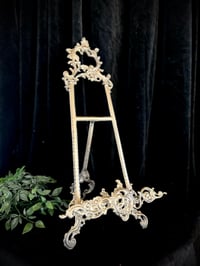 Image 5 of Lutrin, porte livre ou porte cadre, en laiton, début 1900, style rocaille