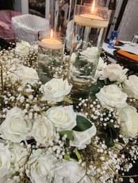 Image 2 of 80 cm baby breath Flower Ring mix with white roses with cylinder  vase 24in,18in,16in$5 each set 