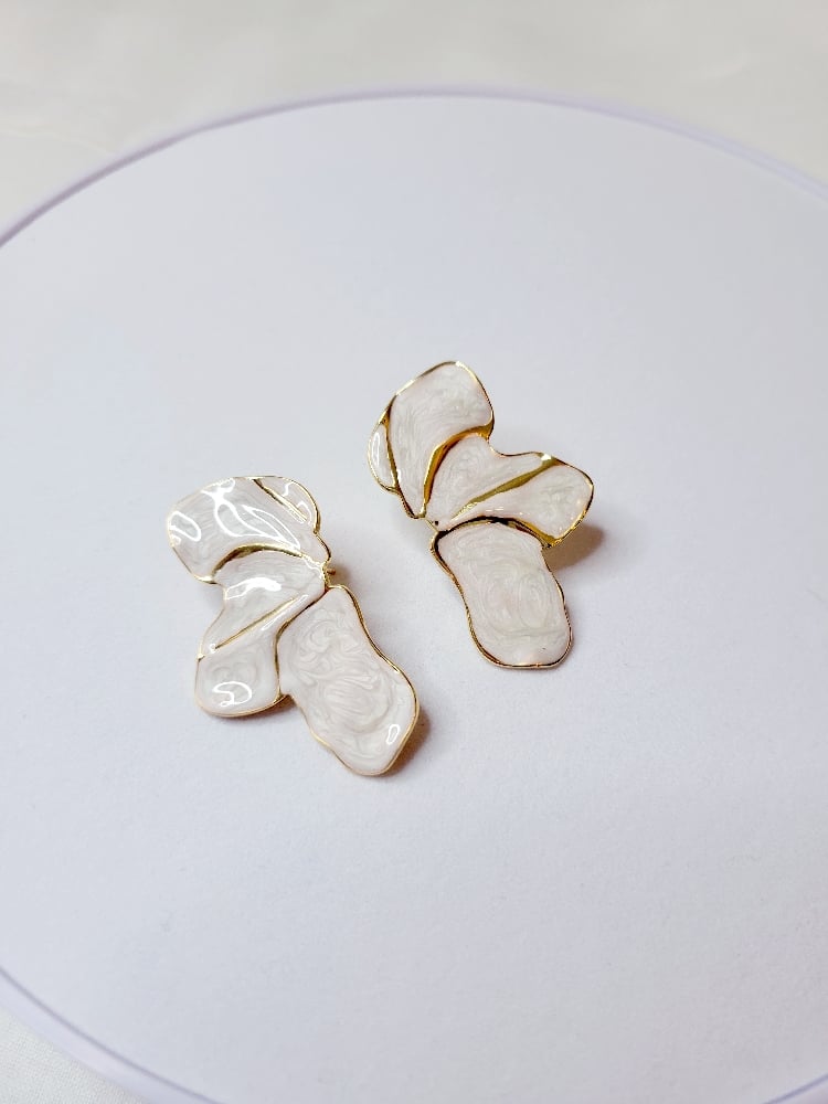 Image of Sonya Earrings 