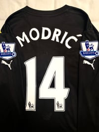 Image 1 of Tottenham Hotspur "MODRIC 14" 2011/12 Long Sleeve Third Shirt + PL patches (XXL)