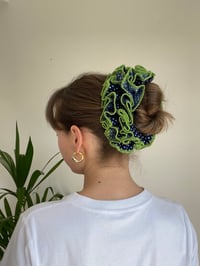 Navy polkadot Fruff
