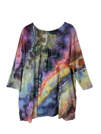 Image 7 of M Cotton Forager Top in Stormy Geode Ice Dye
