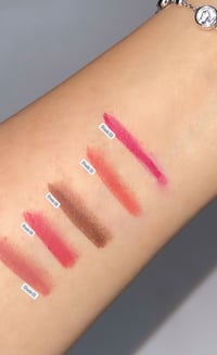 Image 2 of Glam by Aariah Lip Liners