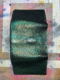 Image 3 of Aurora Metalic Stingray Leather Trifold w/ Pearl