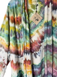 Image 3 of 3XL Drapey 3/4 Sleeve Cardigan With Pockets in Earthy Rainbow Agate Ice Dye