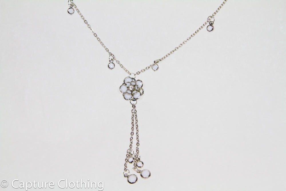 Image of Flower necklace 