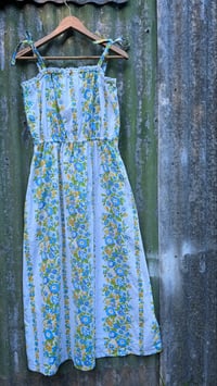 Image 1 of Easter Floral - L