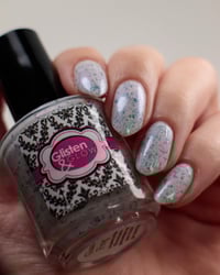 Image 24 of Glisten & Glow Glass Frog