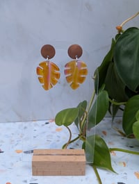 Image 2 of Monstera Earrings (yellow/pink)