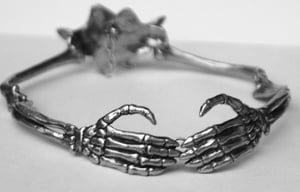 Image of Skeleton Embrace Collar