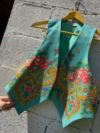 Image 3 of Chaleco feito a man. FOLIADA verde auga. Feito por encarga!