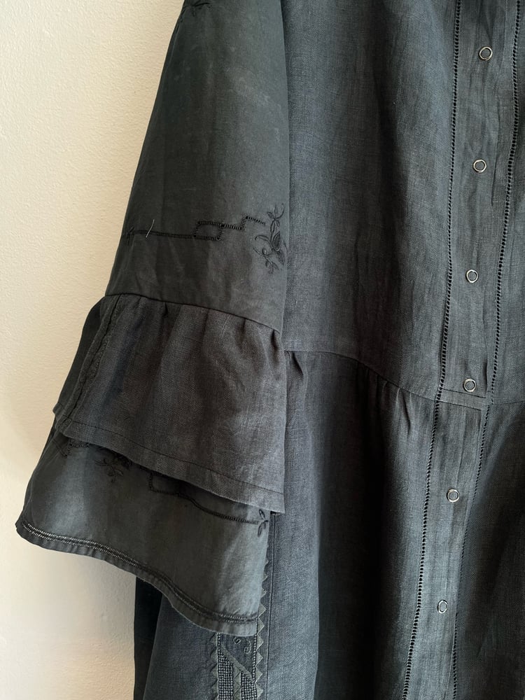Image of Pernille kjole i sort (m-xxl)