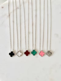 Image 4 of CLOVER NECKLACE WITH COLOR
