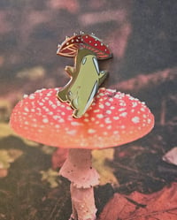 Mushie Tushie Enamel Pin 