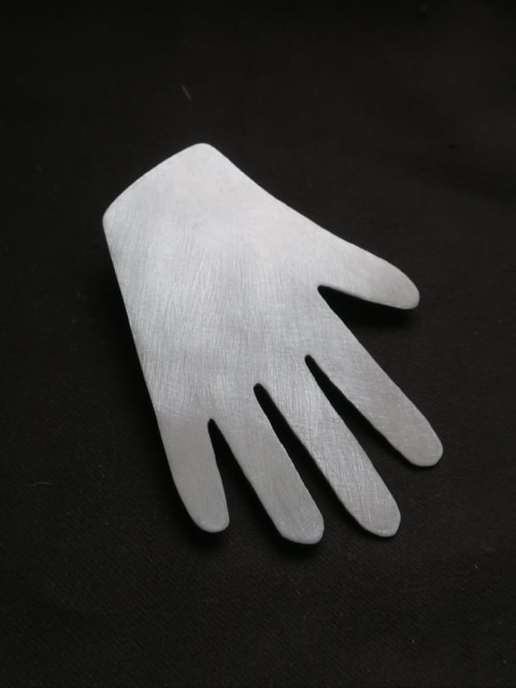 Image of Broche - Le gant