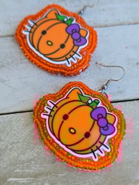 Image 2 of Kitty Pumpkin earrings 2
