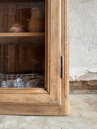 Image 13 of La vitrine en chêne 