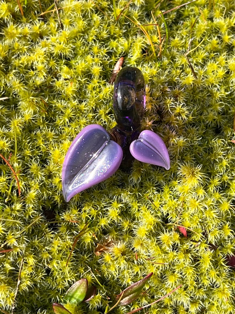 Image of Mini Purple 2 Leaf Pendant 2