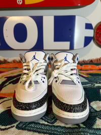 Image 2 of Size 5Y - Air Jordan 3 Retro GS  Racer Blue 398614-145 