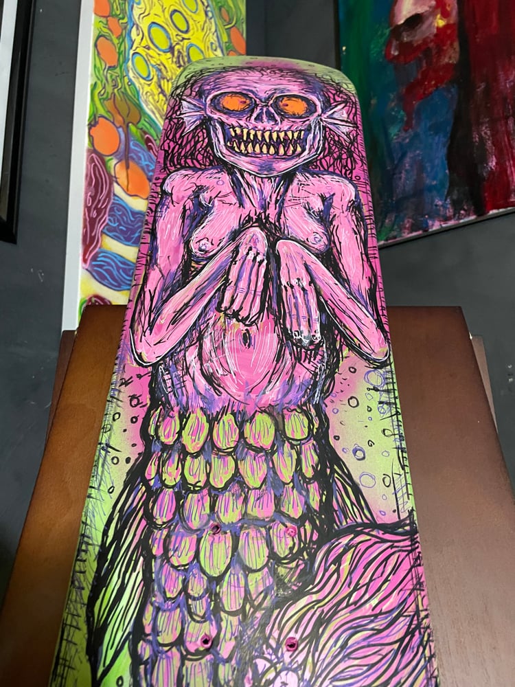 Fiji mermaid skateboard 