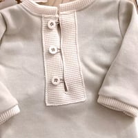 Image 5 of Newborn boys romper Alex | beige and cream