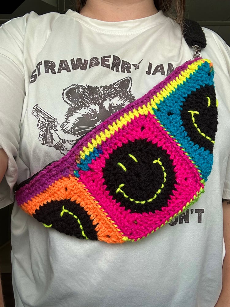 Image of smiley bum bag