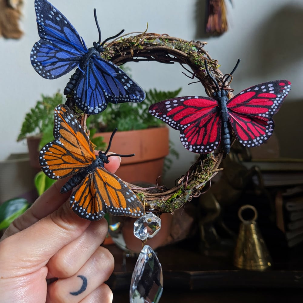 Image of Mini grief wreath (three butterflies)