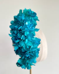Image 3 of Teal flower trail 