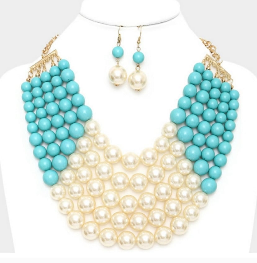 Image of Pearl Necklace 
