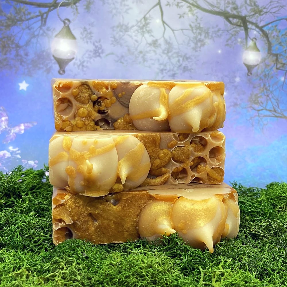 Image of Oats N Honey Soap: Oatmeal, Milk, Honey