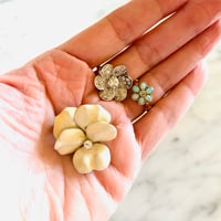 Image 5 of OPAL FLOWER RING