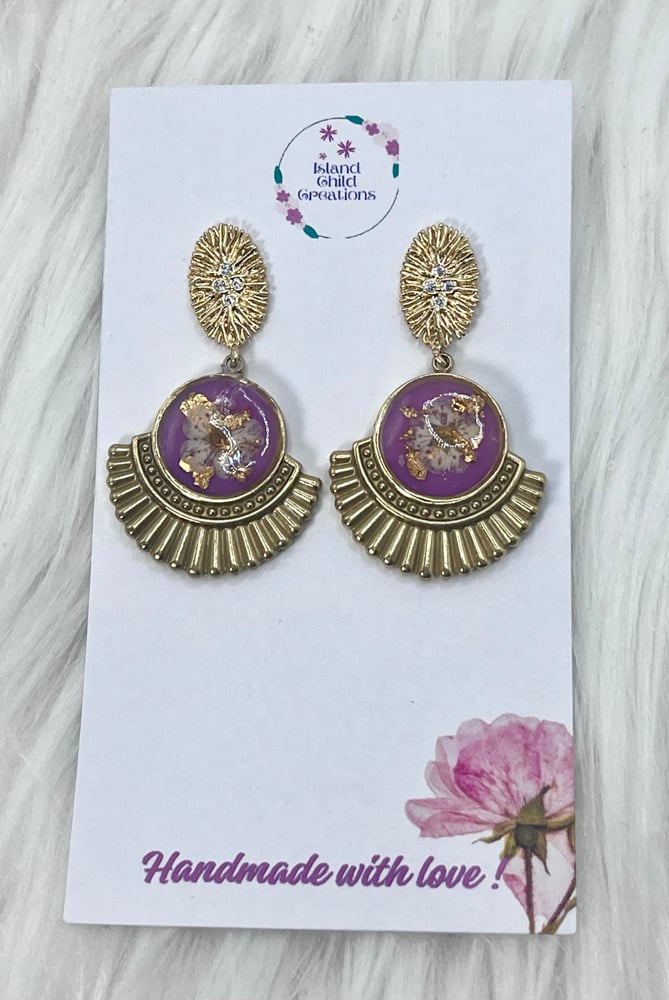 Image of FAN FLORAL PURPLE DANGLES