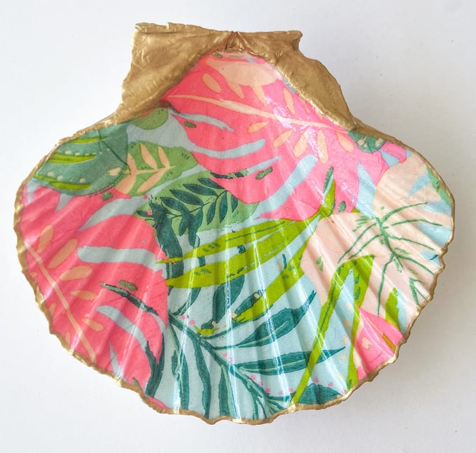 Image of Tropical Foliage - Medium Trinket Shell