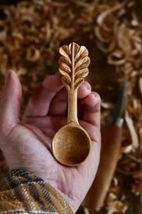 Image 1 of . Oak Leaf Handle Scoop 