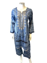 Image 4 of 2pc print suit 