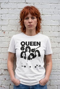 Image 2 of Camiseta Queen